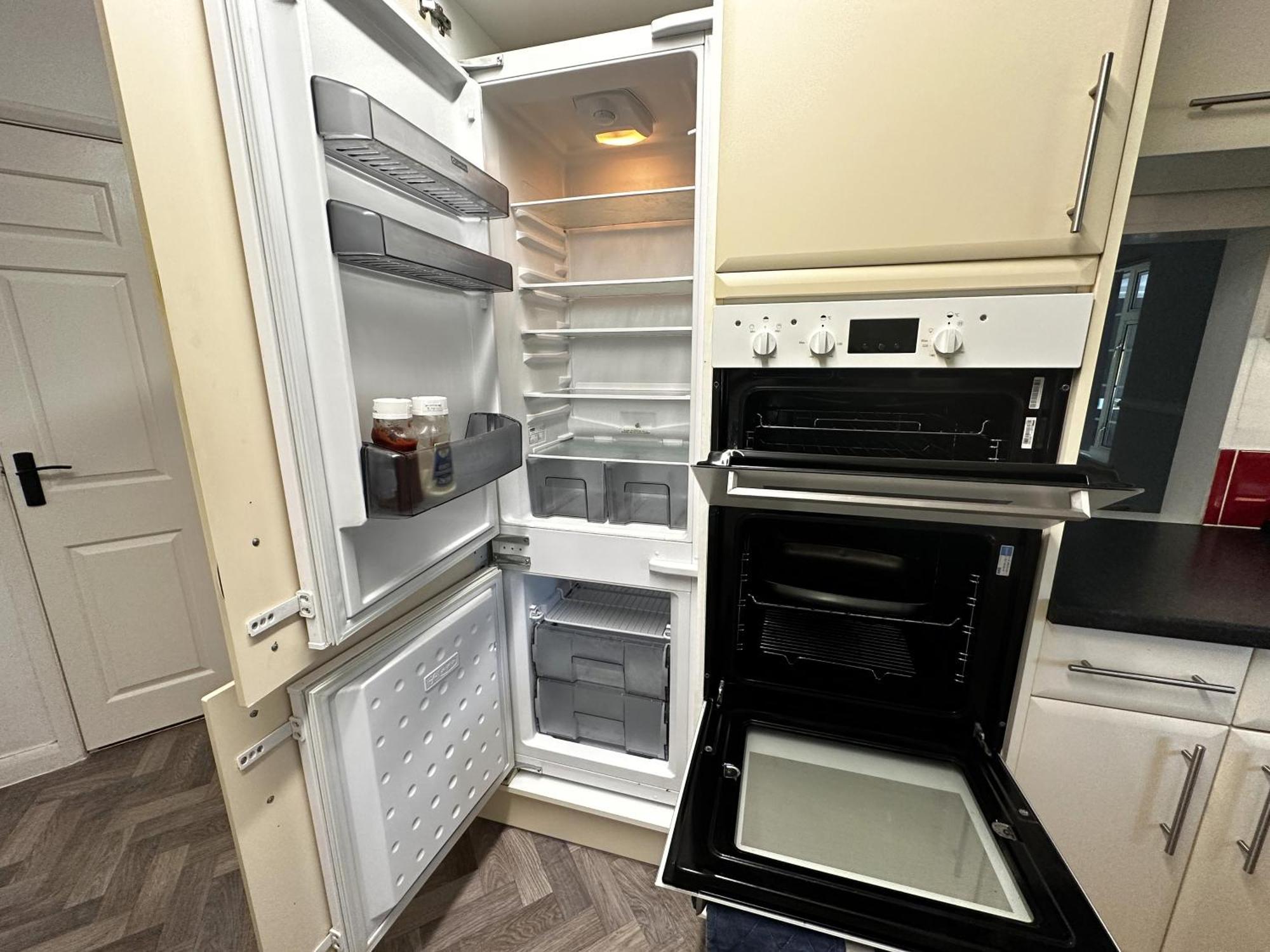 Kennedy Villa - 5 Bedroom House With Hot Tub, Wifi, Free Parkings, Close To Bicester Village Eksteriør billede