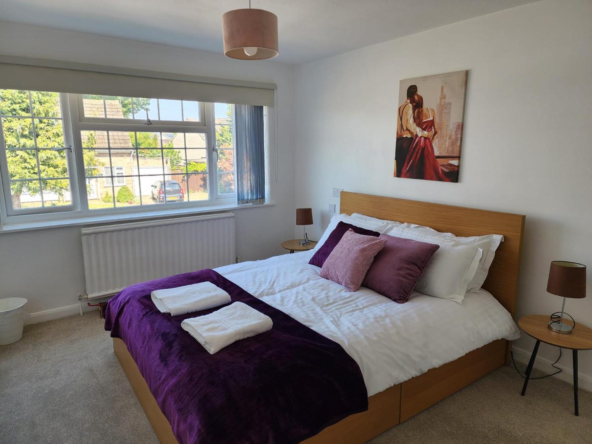 Kennedy Villa - 5 Bedroom House With Hot Tub, Wifi, Free Parkings, Close To Bicester Village Eksteriør billede